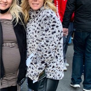 Dylan Leopard faux fur Jacket